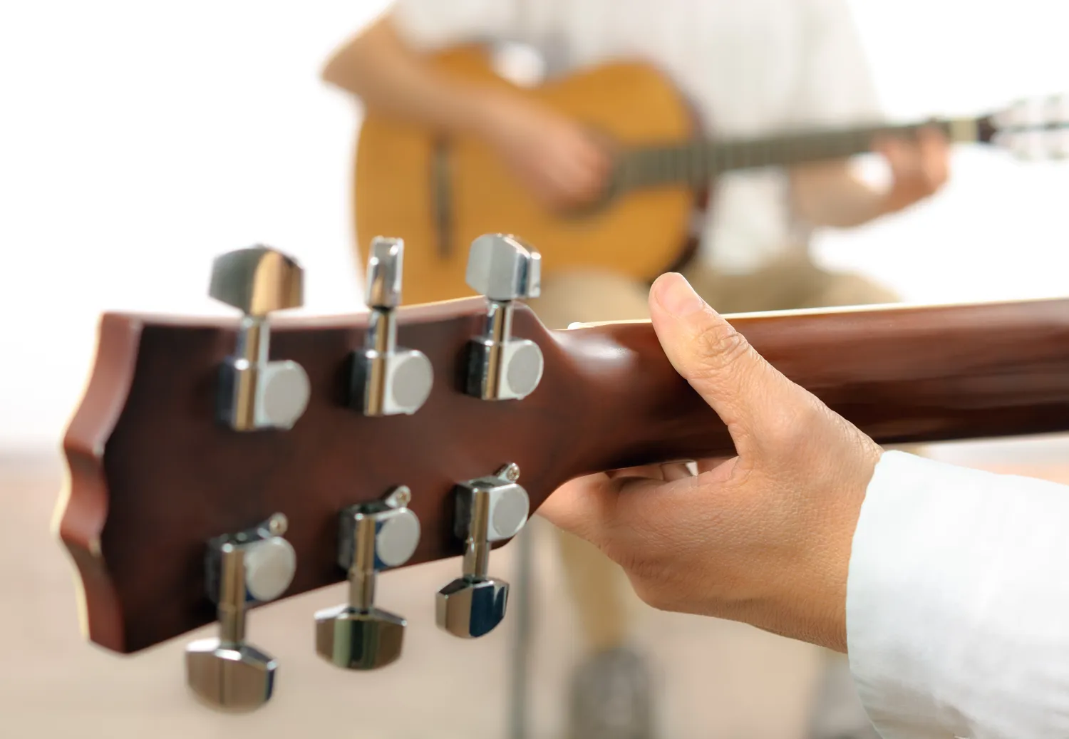 Jaka gitara elektryczna na początek?